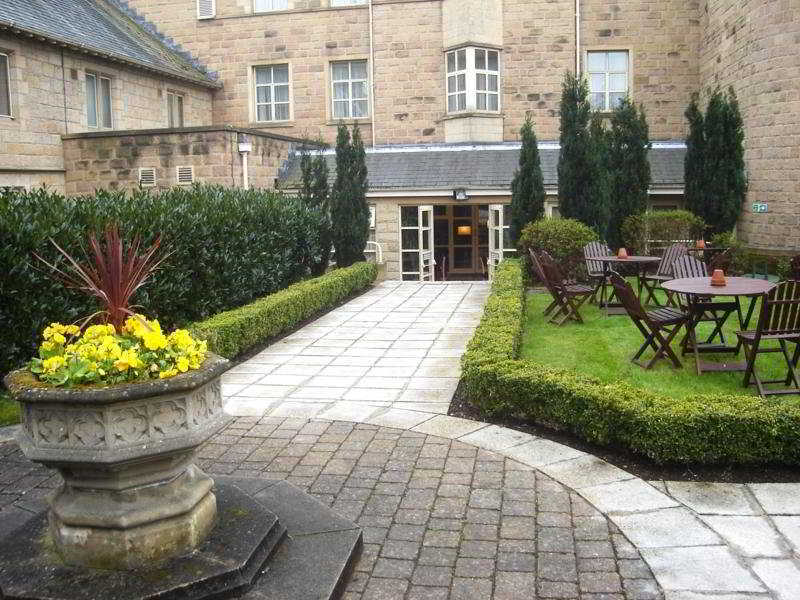 Weetwood Hall Estate Leeds  Exterior photo